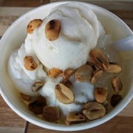เปี๊ยก ไอศกรีม