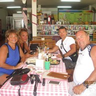 ครัวน้องพลอย