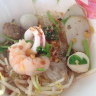 ก๋วยเตี๋ยวปลาแม่กลอง