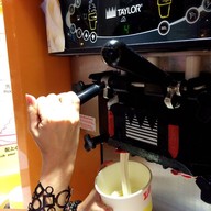 Love Yogurt & Juice Bar The Venetian, Macau (west Lobby)