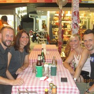 ครัวน้องพลอย