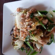 ครัวศรีพร สี่แยกไพศาลี