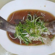 ก๋วยเตี๋ยวหกดาว เจ๊ลี่