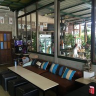 บ้านสีกาแฟ