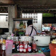 ร้านเจ๊หมู อาหารตามสั่ง