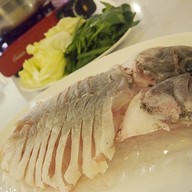 ร้านอาหารผึ้งหลวง