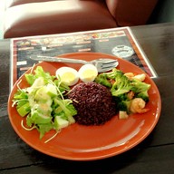 ชลเส้น ก๊วยเตี๋ยวต้มยำไข่หวาน