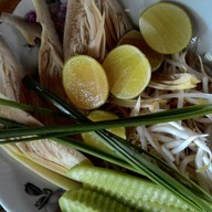 ผัดไท ป้ามัด บ้านตาก