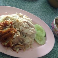 ข้าวมันไก่โชคดี