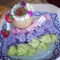 ขนม อม ยิ้ม