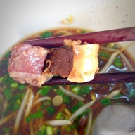 ก๋วยเตี๋ยวเป็ดนายฮง ระแหง  ลาดหลุมแก้ว
