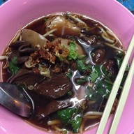 ก๋วยจั๊บน้ำข้น ปากซอยวัดทองธรรมชาติ