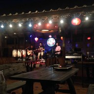 เฝอ เนินพระ