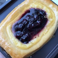 มณเฑียร เบเกอรี่