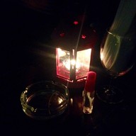 Al Majlis อโศก