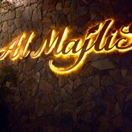 Al Majlis อโศก