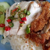 โต ข้าวมันไก่ตอน