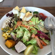 สวนผัก สลัด&สเต็ก