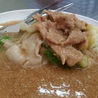 ราดหน้ารวมเพื่อน