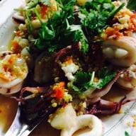 ร้านอาหารน้าขำ