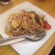 อารีย์ สเต็ก นครหลวง