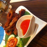 ร้านรวมเพื่อน