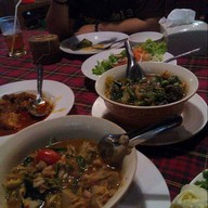 แกงร้อนบ้านสวน