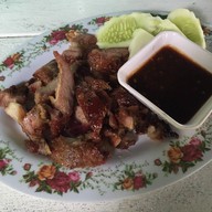 ส้มตำครกทอง