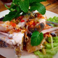 เจ้กานเมืองใหม่ดอนเมือง ก.ไก่ทอดตะลอนตำ