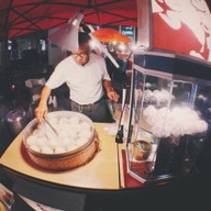 ตลาดนัดมีโชค