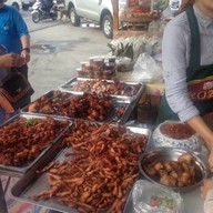 หมูทอด3อ. อมตะนคร สาขาทองหลาง