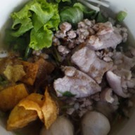 ก๋วยเตี๋ยวสวนดอก (เจ้าเก่า) หน้าวัดสวนดอก