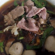 ก๋วยเตี๋ยวสวนดอก (เจ้าเก่า) หน้าวัดสวนดอก