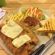 Tony Steak cafe' คลองหก