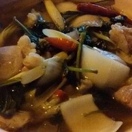 ลาบร้อยเอ็ดจิ้มจุ่ม