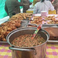เต้าหู้ทอดแวะสั่ง ตลาดรวมยาง