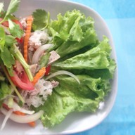 ข้าวผัดปู "น้อย"
