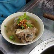 กินเหลา-หมูอบ หาดใหญ่