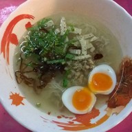 ก๋วยจั๊บญวณข้าวเปียกปอนด์ อ่าวอุดม