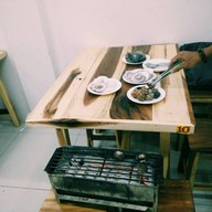 นั่งชิวชิว บุฟเฟ่ต์ทะเลเผา