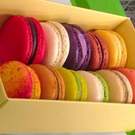 Dhara Dhevi Macaron เดอะมอลล์บางกะปิ