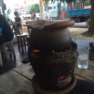 ลาบอีสาน ต้น&แต จิ้มจุ่ม อุบลฯ