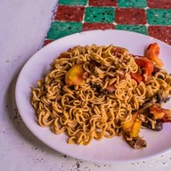 ร้านส้มตำไทย(น้องเมย์)