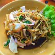 ร้านแซ่บอีสาน (ยโสธร) ตลาดถนอมมิตร