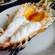 เรือนสยามกุ้งเผา