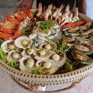 เรือนสยามกุ้งเผา