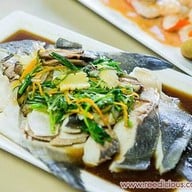 เรือนสยามกุ้งเผา