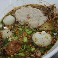 ชามเอก ก๋วยเตี๋ยวต้มยำสูตรโบราณ