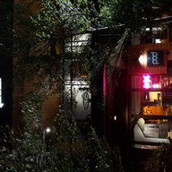 Pod Hostel-Cafe-Designshop