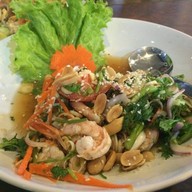 Inthanin Coffee จอมทอง